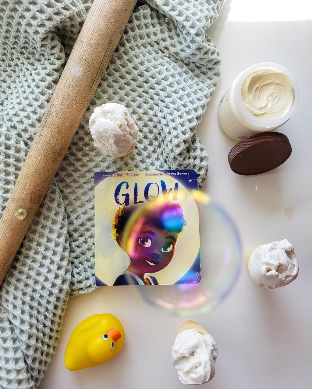 Vegan Coconut Ice Cream for Glow by Ruth Forman, illustrated by Geneva&nbsp;Bowers